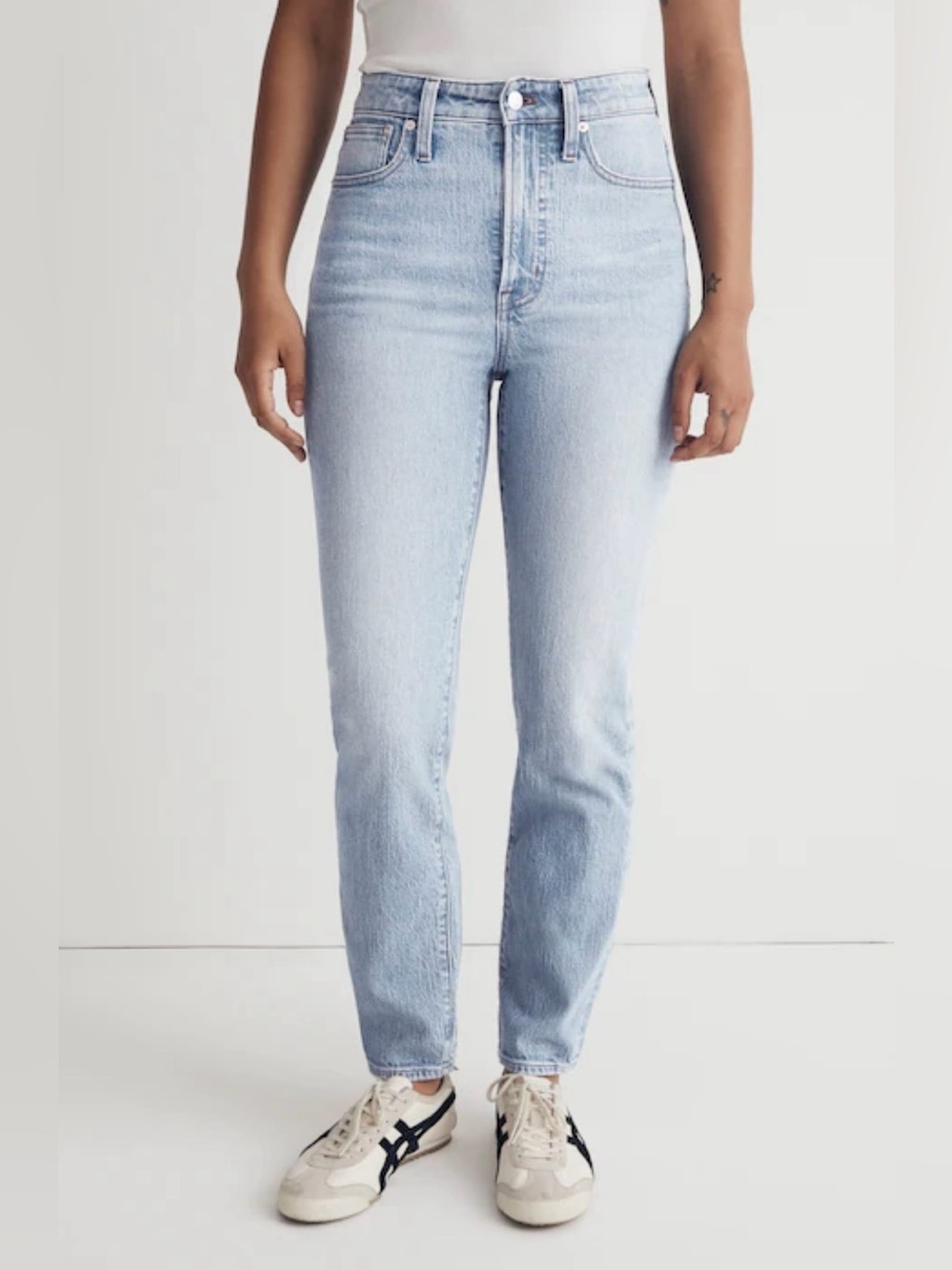Madewell The Curvy Perfect Vintage Jeans Size 30 Light Wash 100% Cotton Denim - Picture 8 of 10